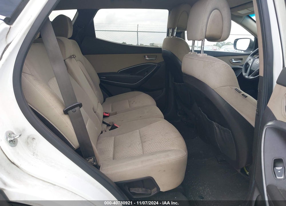2013 HYUNDAI SANTA FE VIN: 5XYZU3LB7DG109632