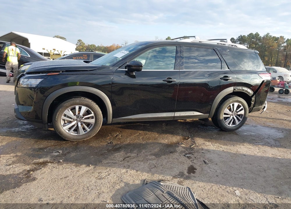 2023 NISSAN PATHFINDER SL FWD VIN: 5N1DR3CA1PC223472