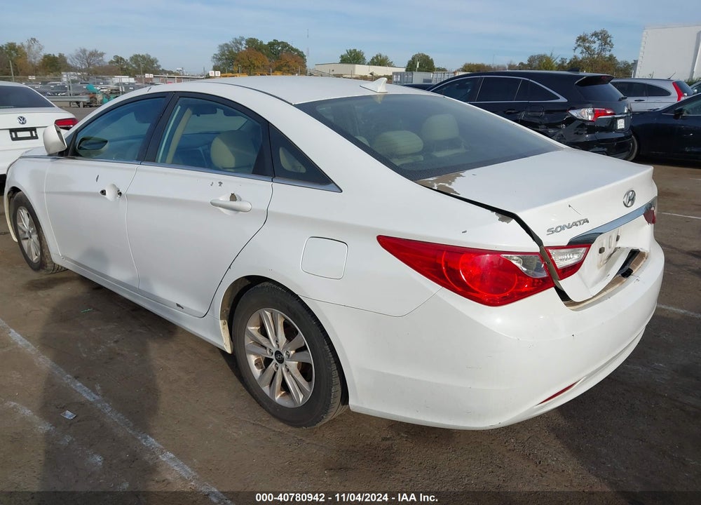 2011 HYUNDAI SONATA GLS VIN: 5NPEB4AC7BH109335