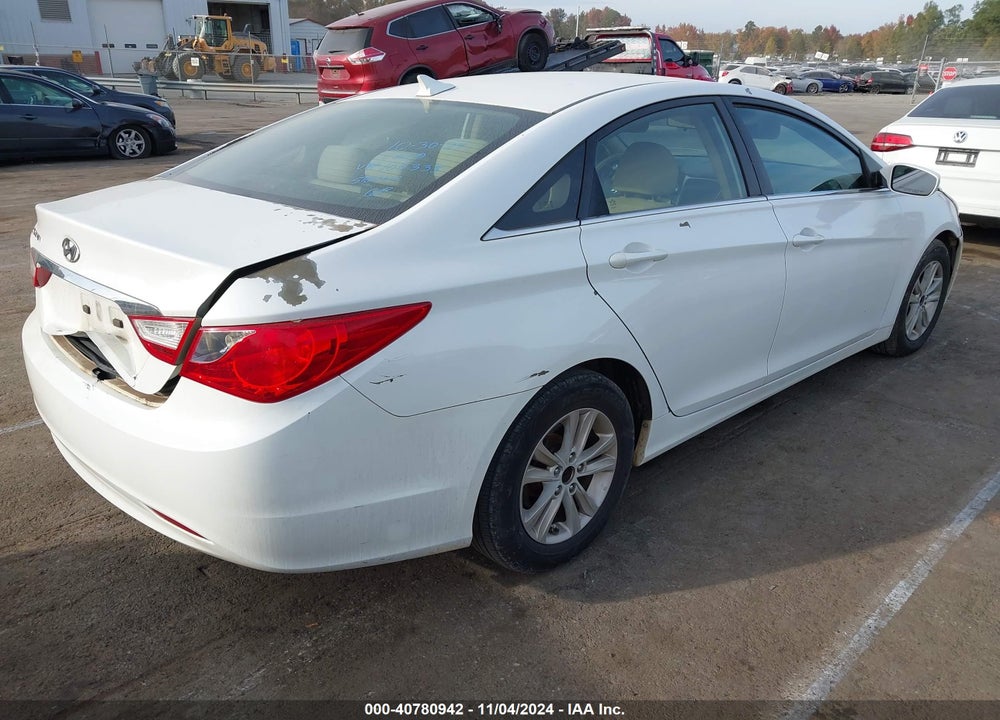 2011 HYUNDAI SONATA GLS VIN: 5NPEB4AC7BH109335