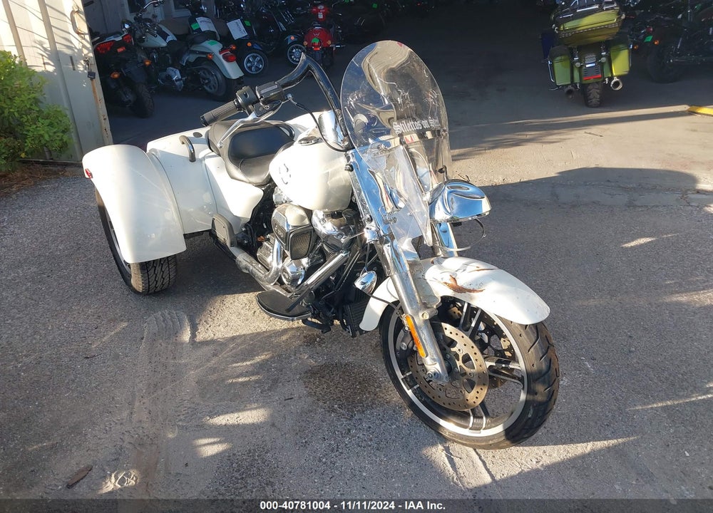 2019 HARLEY-DAVIDSON FLRT VIN: 1HD1MCP1XKB858235