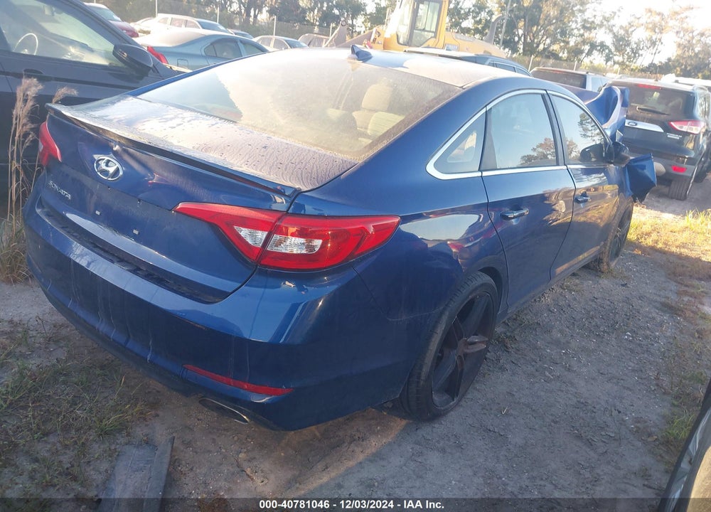 2015 HYUNDAI SONATA VIN: 5NPE24AF5FH122018