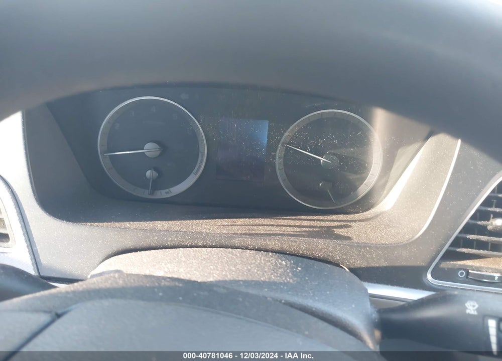 2015 HYUNDAI SONATA VIN: 5NPE24AF5FH122018