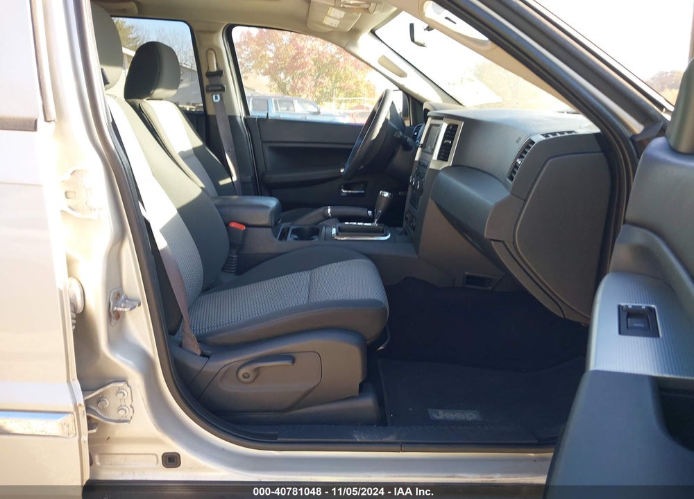 2009 JEEP GRAND CHEROKEE LAREDO VIN: 1J8GR48K19C547185
