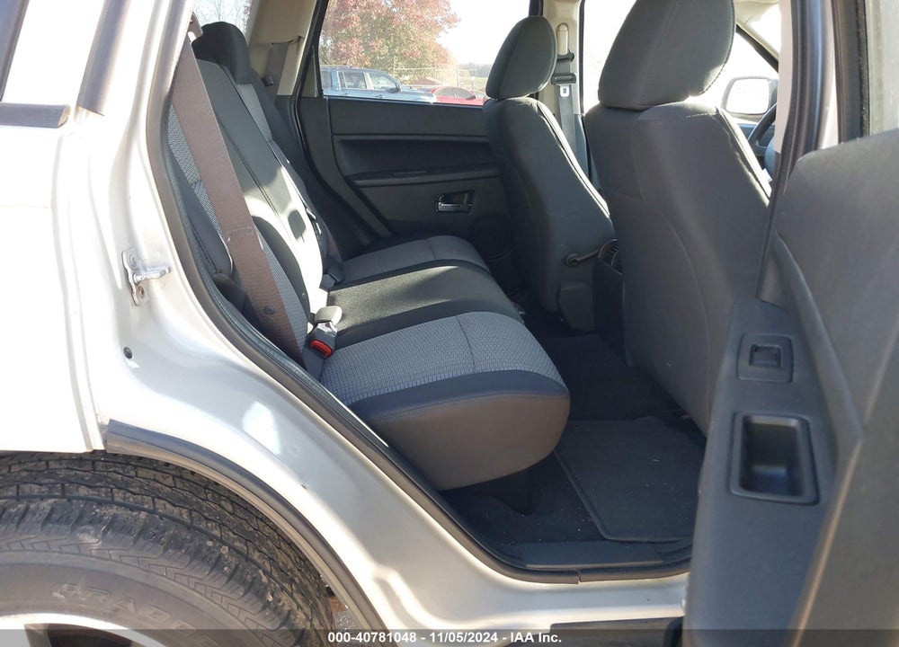 2009 JEEP GRAND CHEROKEE LAREDO VIN: 1J8GR48K19C547185