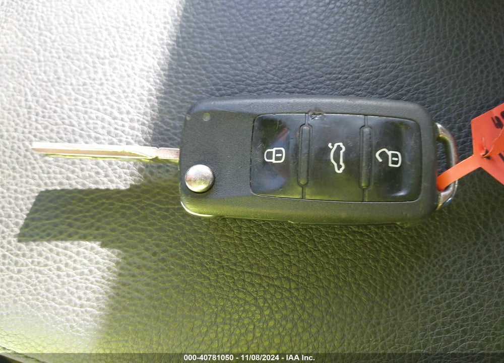 2011 VOLKSWAGEN JETTA 2.5L SE VIN: 3VWDX7AJ3BM387363