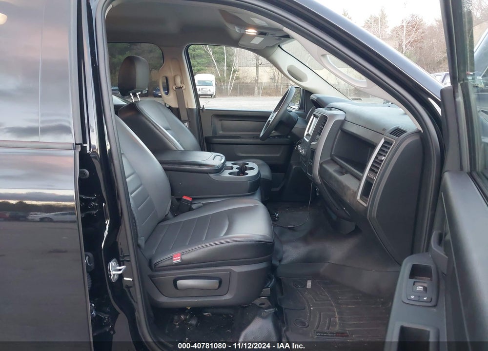 2022 RAM 1500 CLASSIC TRADESMAN 4X4 6'4 BOX VIN: 1C6RR7FG3NS187988