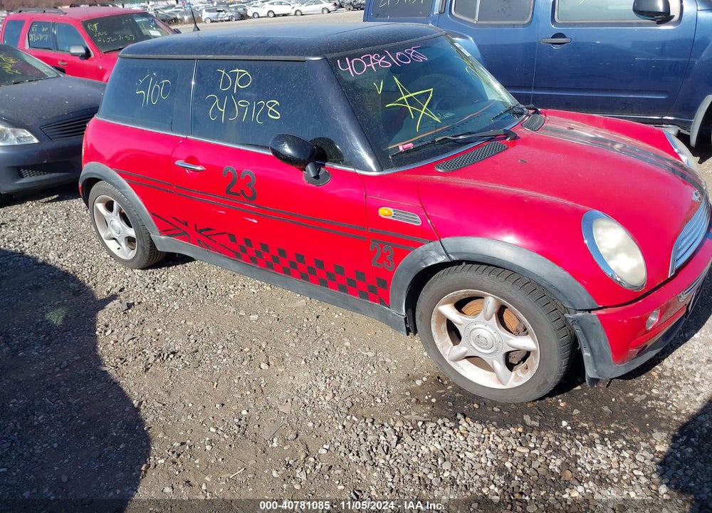 2003 MINI COOPER VIN: WMWRC33473TE19139