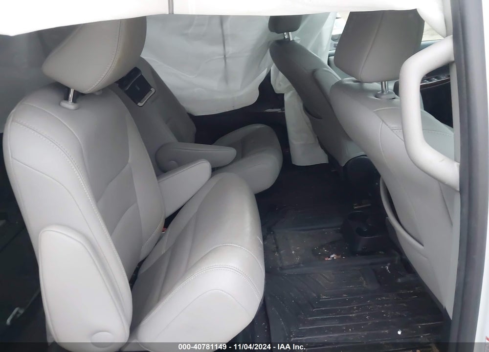 2017 TOYOTA SIENNA LIMITED PREMIUM 7 PASSENGER VIN: 5TDDZ3DC3HS153042