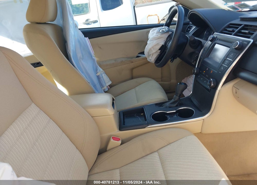 2016 TOYOTA CAMRY LE VIN: 4T4BF1FK3GR570813
