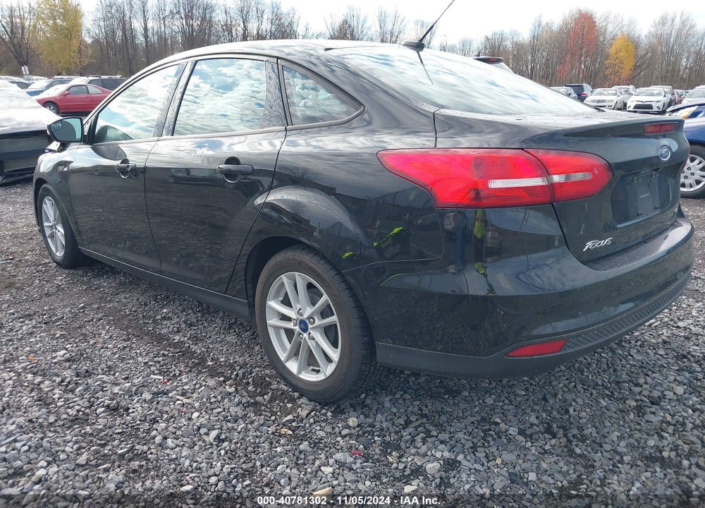 2017 FORD FOCUS SE VIN: 1FADP3F20HL292045