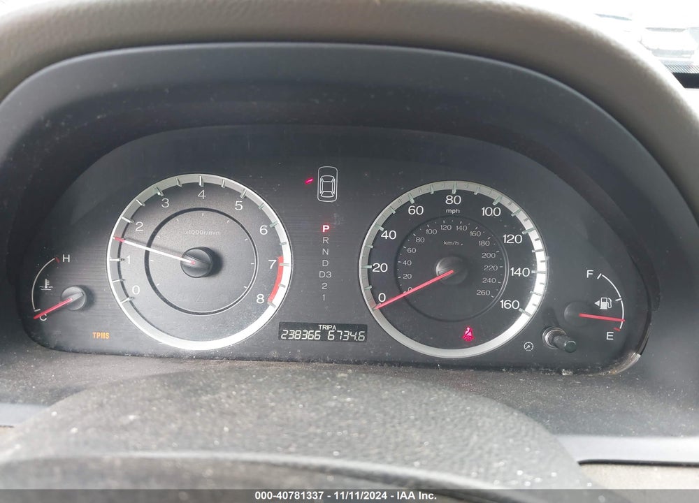 2010 HONDA ACCORD 2.4 LX VIN: 1HGCP2F3XAA027645