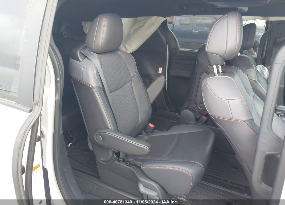 2022 TOYOTA SIENNA XSE VIN: 5TDDSKFCXNS066214