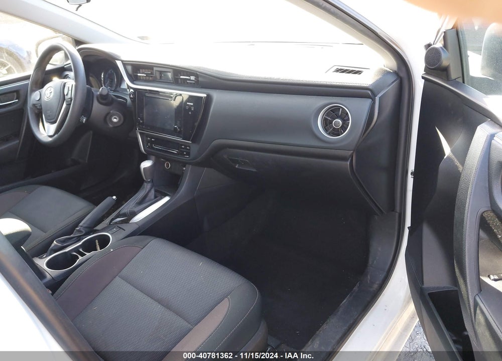 2017 TOYOTA COROLLA L/LE/XLE/SE/XSE VIN: 2T1BURHE0HC828522