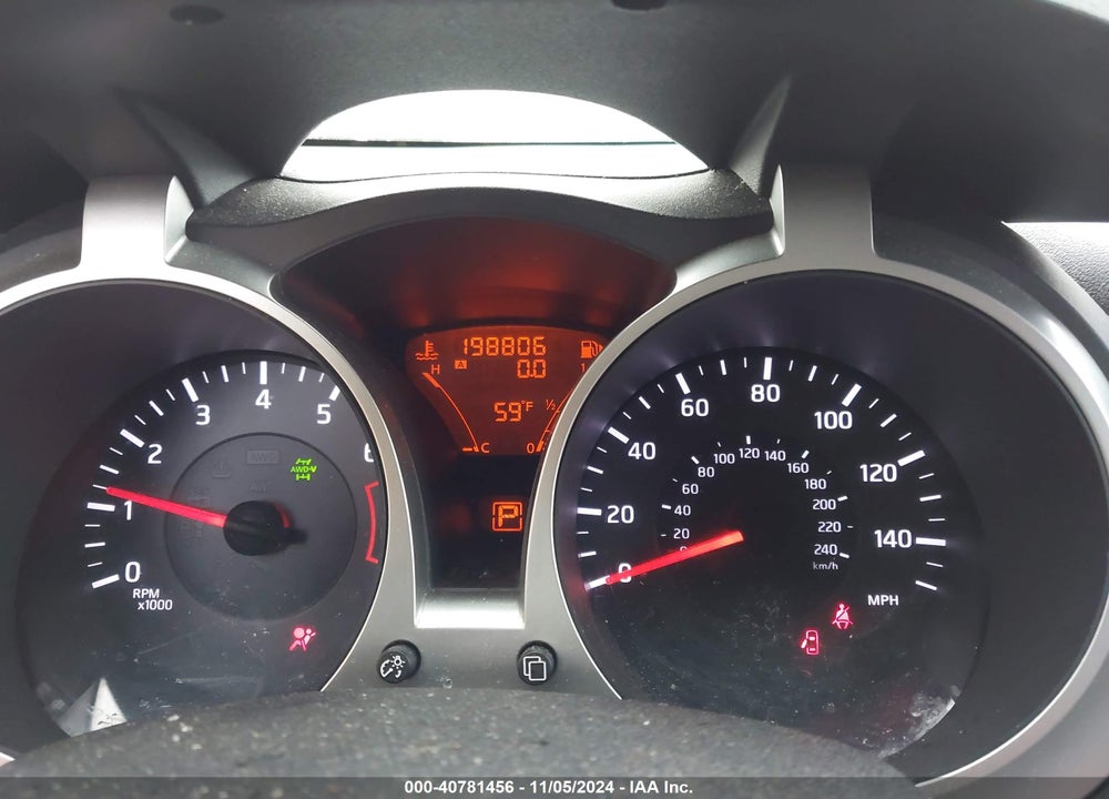 2011 NISSAN JUKE SL VIN: JN8AF5MV5BT015072