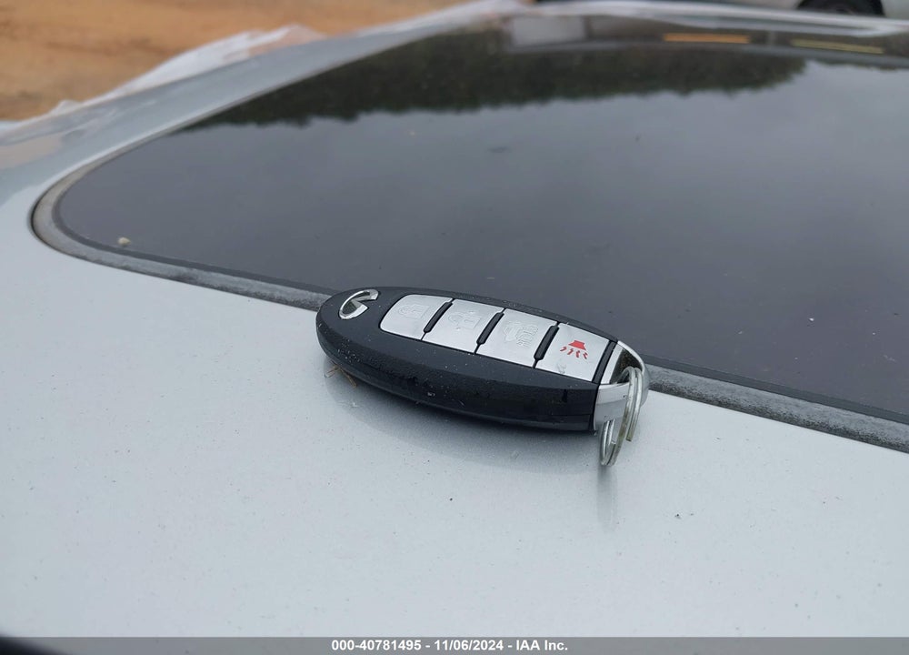 2014 INFINITI Q50 HYBRID VIN: JN1AV7AP6EM690088