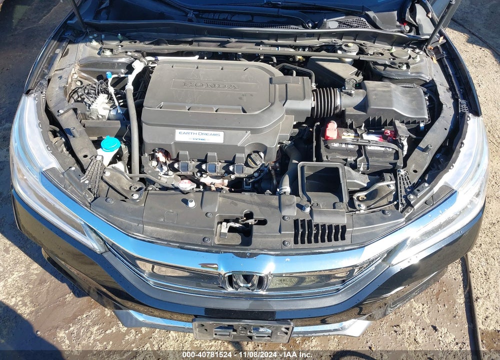 2017 HONDA ACCORD TOURING V6 VIN: 1HGCR3F90HA020038