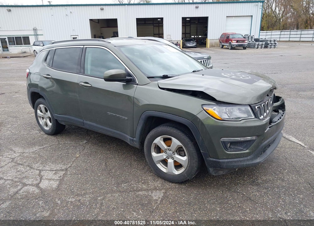 2018 JEEP COMPASS LATITUDE 4X4 VIN: 3C4NJDBB6JT290936