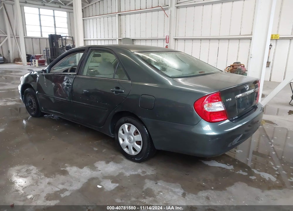 2004 TOYOTA CAMRY LE VIN: JTDBE32KX40267484