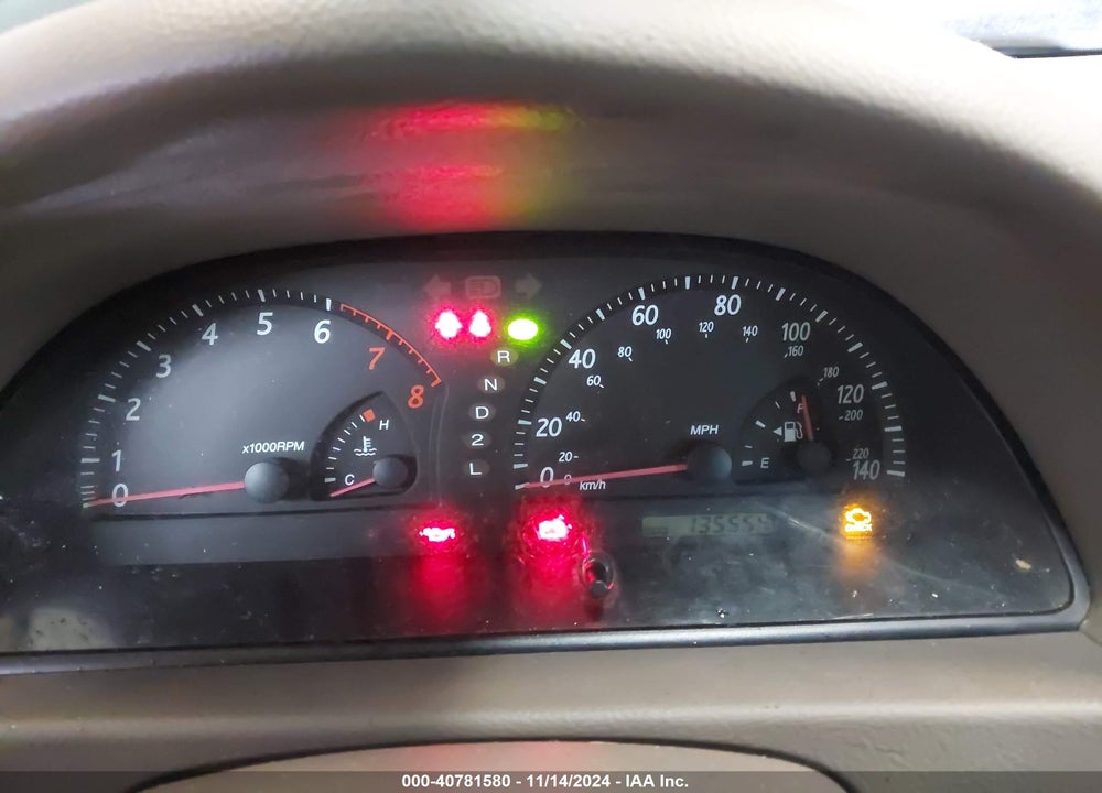 2004 TOYOTA CAMRY LE VIN: JTDBE32KX40267484