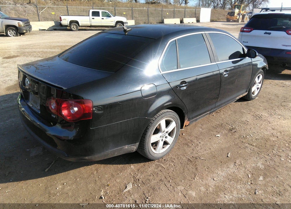 2008 VOLKSWAGEN JETTA SE/SEL VIN: 3VWRM71K28M162965