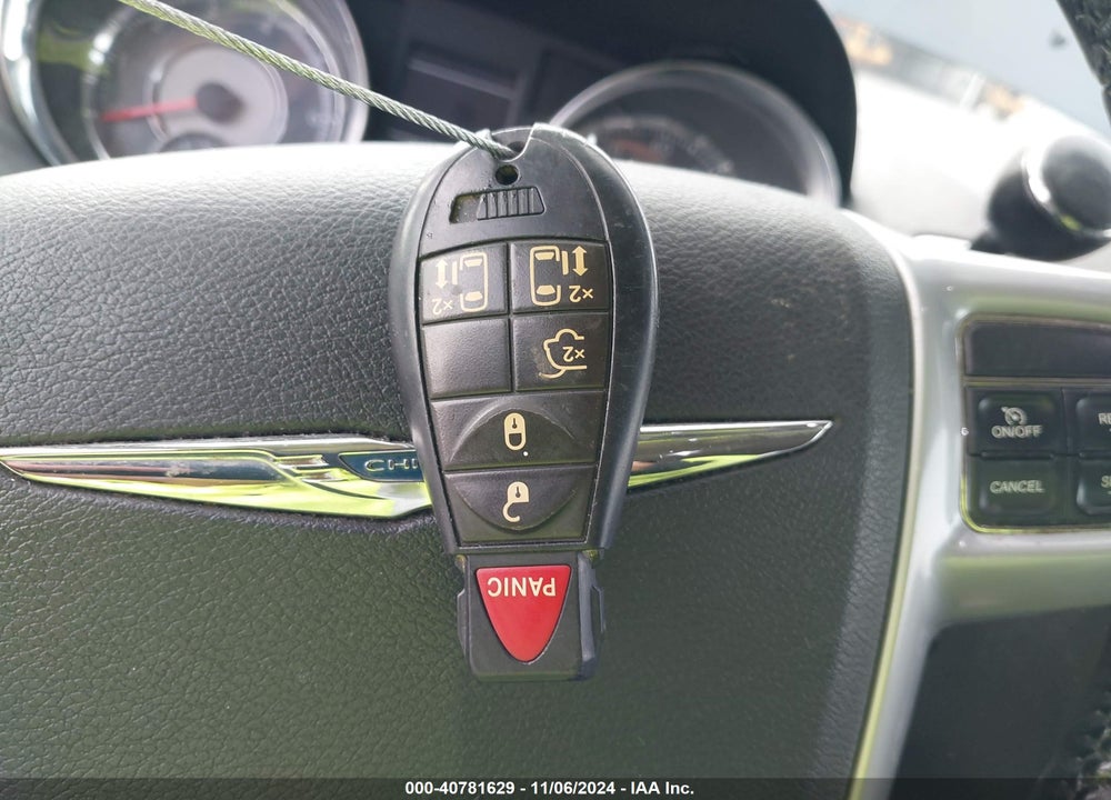 2013 CHRYSLER TOWN & COUNTRY TOURING VIN: 2C4RC1BG0DR802803