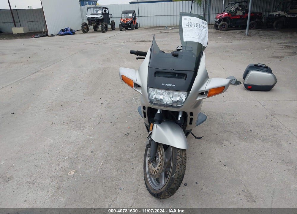 1991 HONDA ST1100 VIN: JH2SC2603MM102109