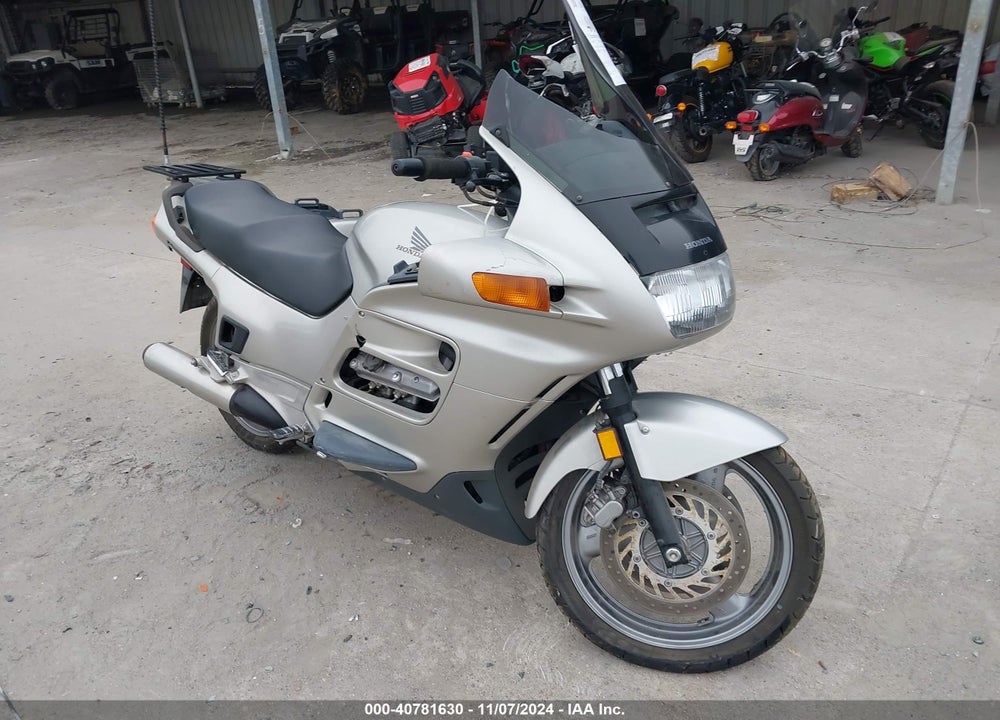 1991 HONDA ST1100 VIN: JH2SC2603MM102109