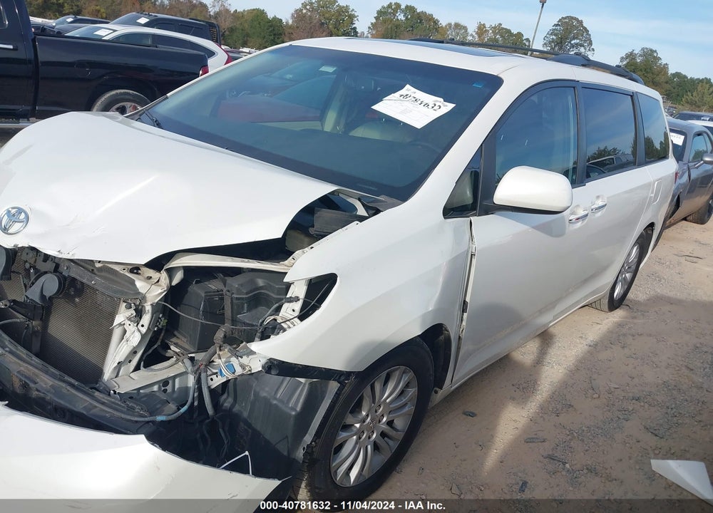 2015 TOYOTA SIENNA XLE LIMITED VIN: 5TDYK3DC2FS588069