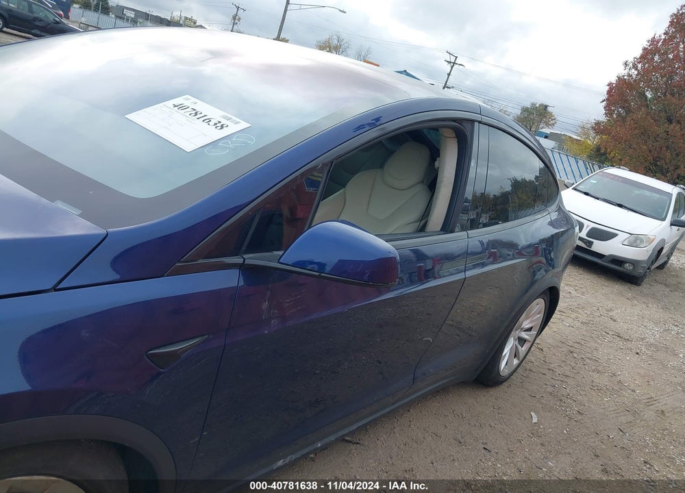 2018 TESLA MODEL X 100D/75D/P100D VIN: 5YJXCDE26JF125904