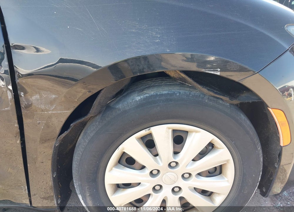 2018 CHRYSLER PACIFICA L VIN: 2C4RC1AG6JR252780