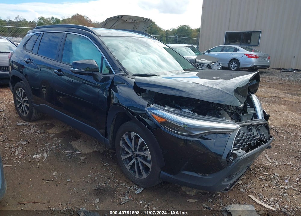 2022 TOYOTA COROLLA CROSS XLE VIN: 7MUEAAAG1NV027979