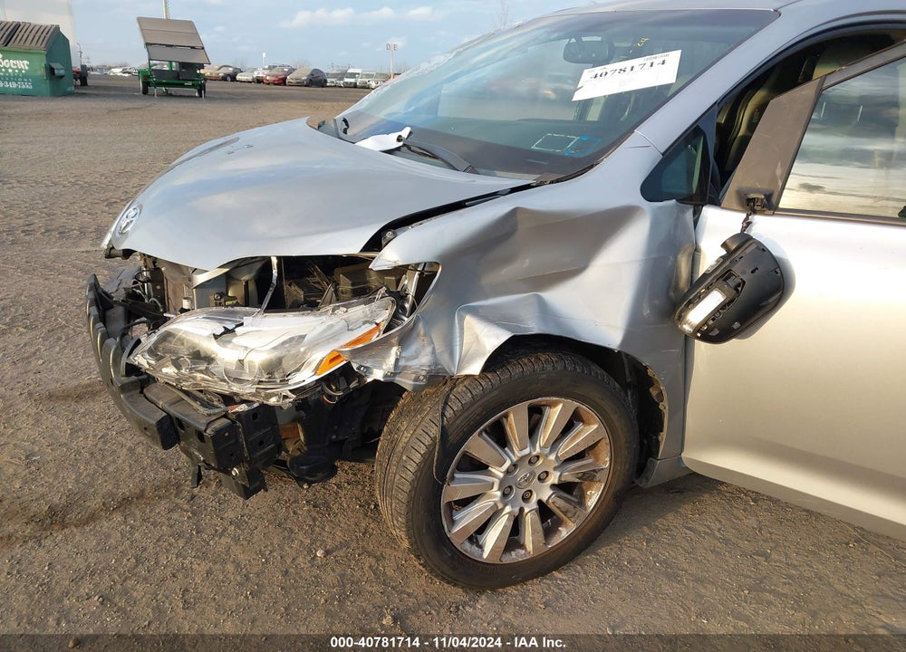 2015 TOYOTA SIENNA LIMITED 7 PASSENGER VIN: 5TDYK3DC4FS658543