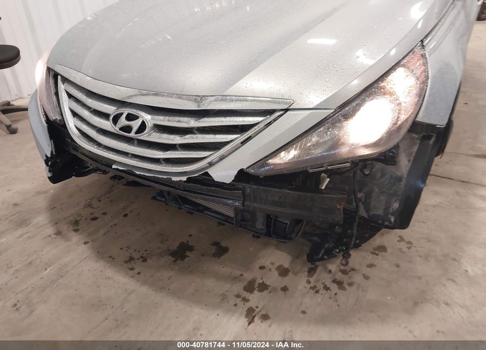 2013 HYUNDAI SONATA VIN: 5NPEB4AC1DH751746