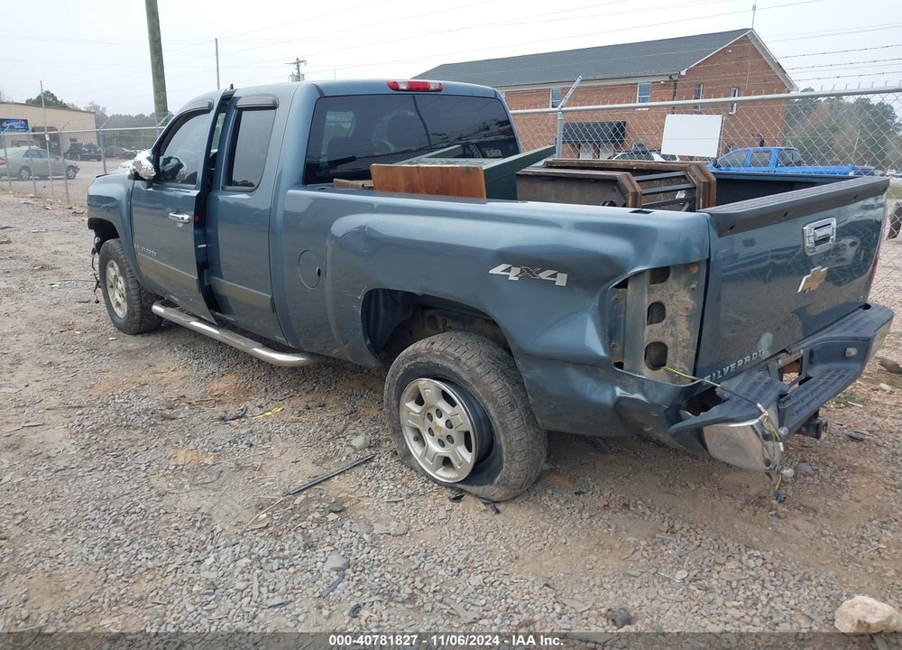 2007 CHEVROLET SILVERADO 1500 LT1 VIN: 2GCEK19J871715706