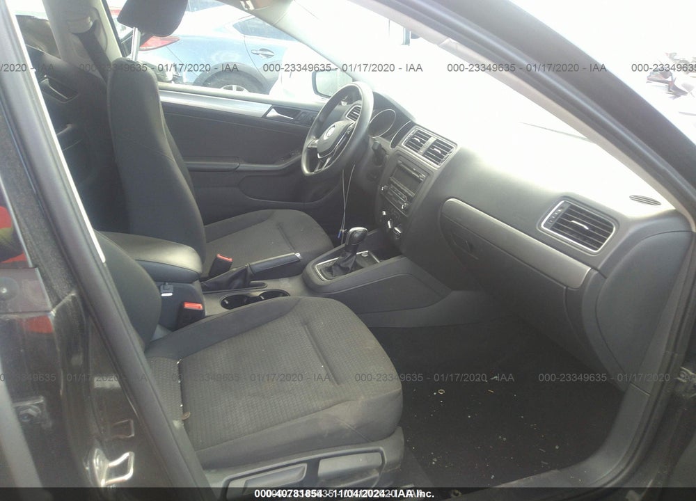 2015 VOLKSWAGEN JETTA 1.8T SE VIN: 3VWD17AJ2FM247263