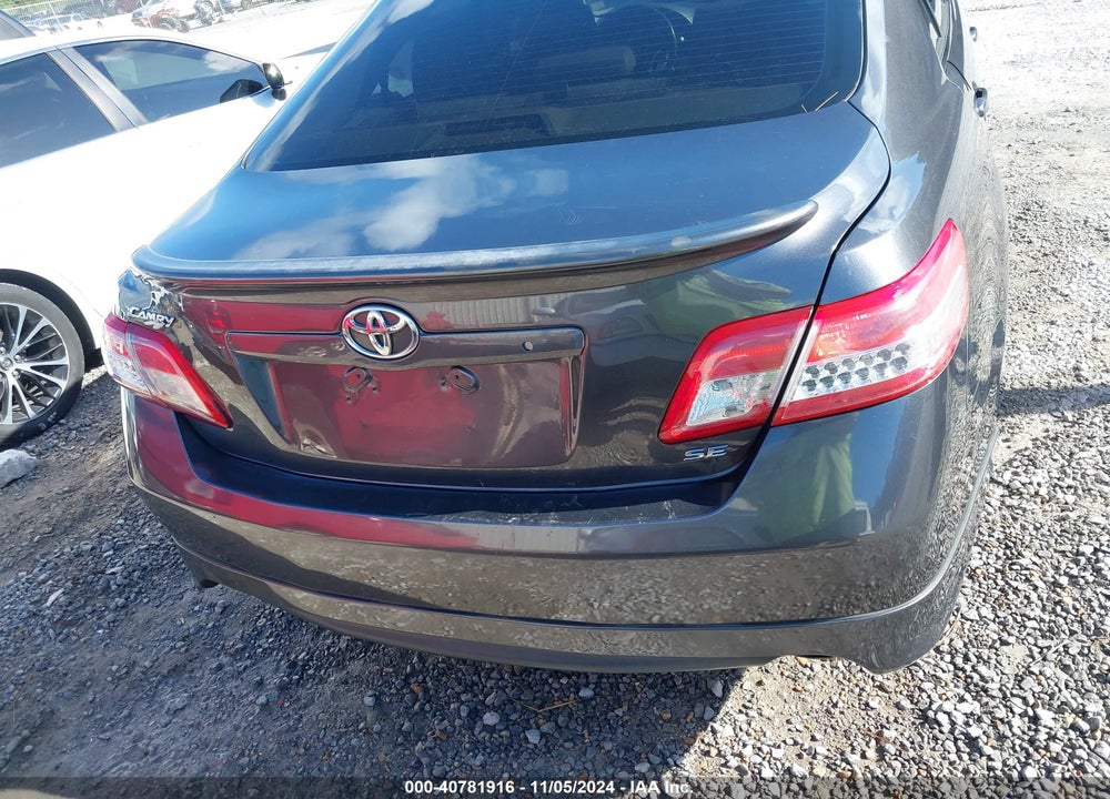 2011 TOYOTA CAMRY SE VIN: 4T1BF3EK1BU661577