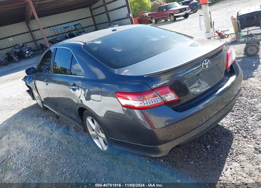 2011 TOYOTA CAMRY SE VIN: 4T1BF3EK1BU661577