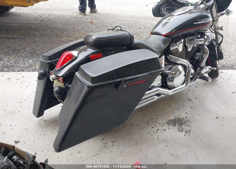 2002 HONDA VTX1800 C VIN: 1HFSC46072A007044