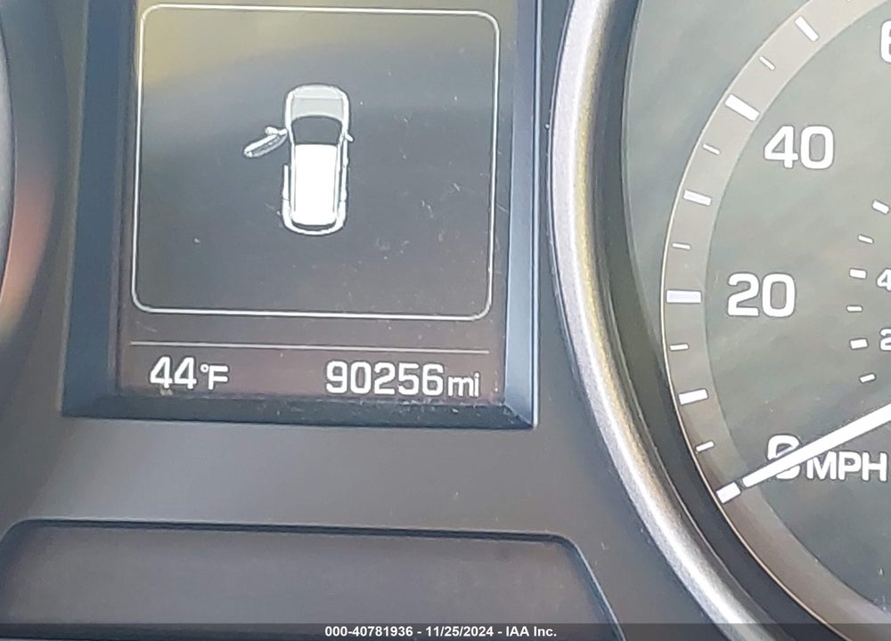 2017 HYUNDAI SANTA FE SE VIN: KM8SM4HF6HU216934