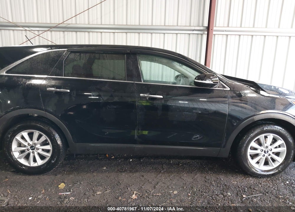 2019 KIA SORENTO 3.3L LX VIN: 5XYPG4A55KG493585