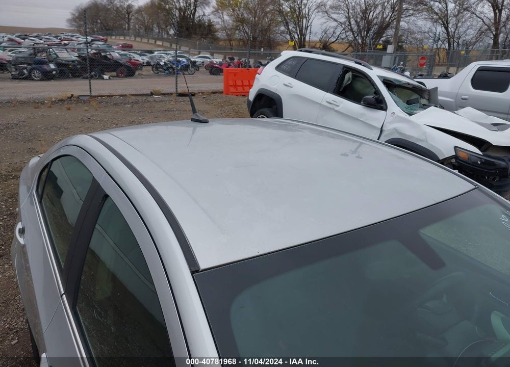 2014 CHEVROLET SONIC LT AUTO VIN: 1G1JC5SH4E4190616