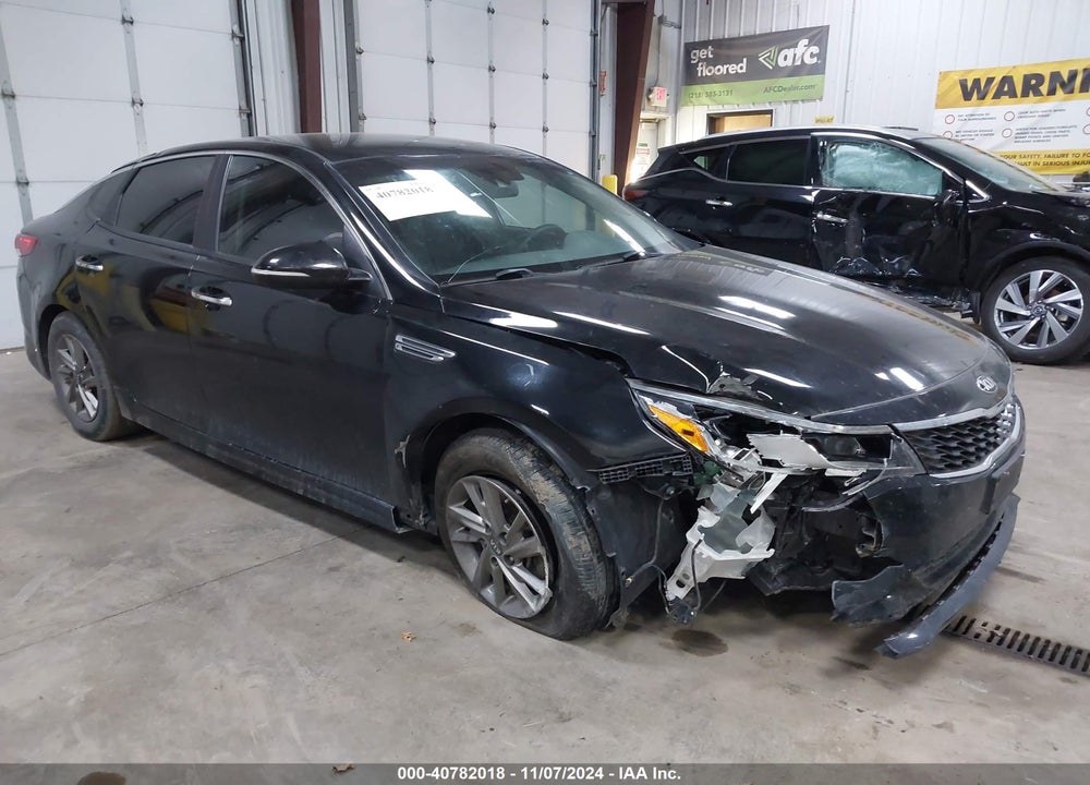 2019 KIA OPTIMA LX VIN: 5XXGT4L36KG323845