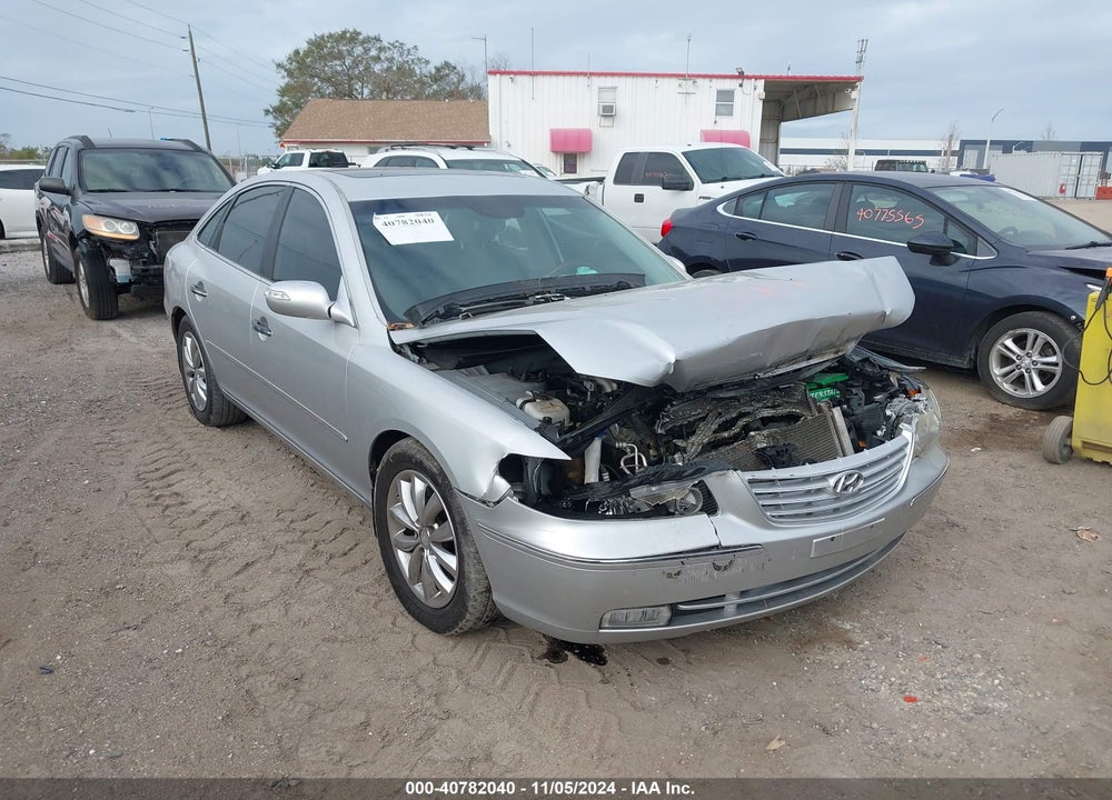 2008 HYUNDAI AZERA LIMITED VIN: KMHFC46F58A305788