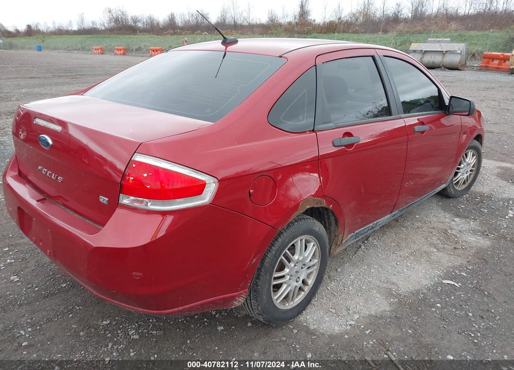 2010 FORD FOCUS SE VIN: 1FAHP3FN6AW229418