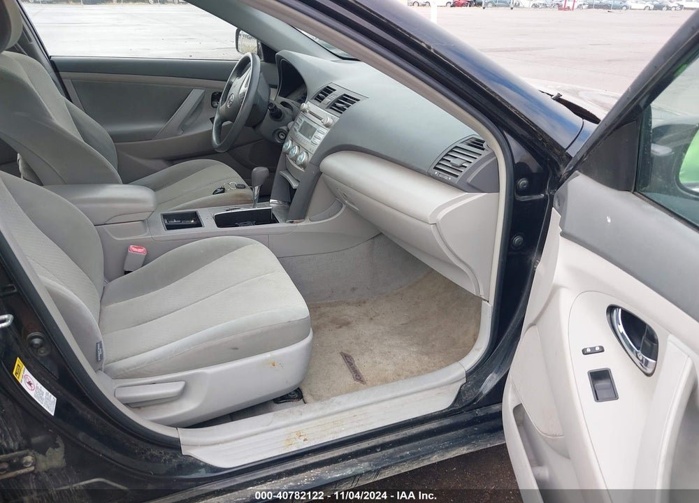 2008 TOYOTA CAMRY LE VIN: 4T4BE46KX8R040120