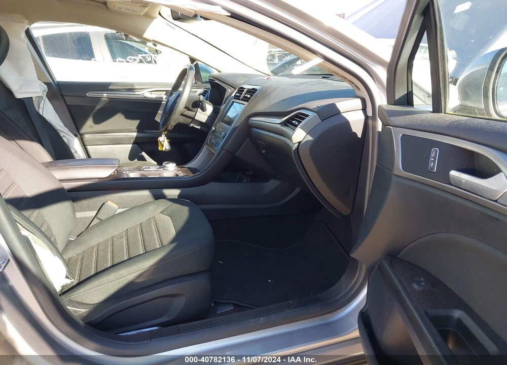 2020 FORD FUSION SE VIN: 3FA6P0HD2LR179410