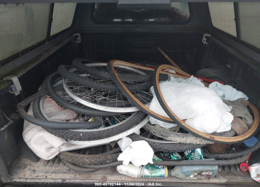 2001 MAZDA B2300 SE/SX VIN: 4F4YR12D31TM25024