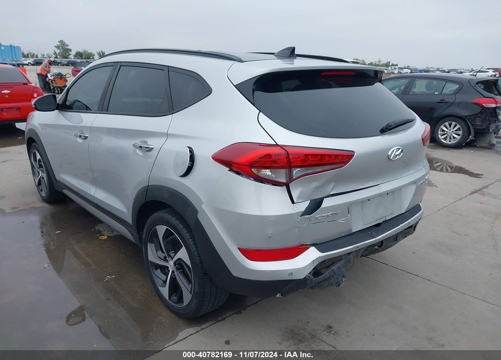 2017 HYUNDAI TUCSON LIMITED VIN: KM8J33A26HU362220