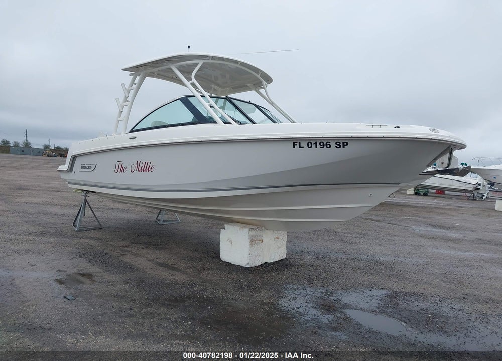 2020 BOSTON WHALER OTHER VIN: BWCE1210L920
